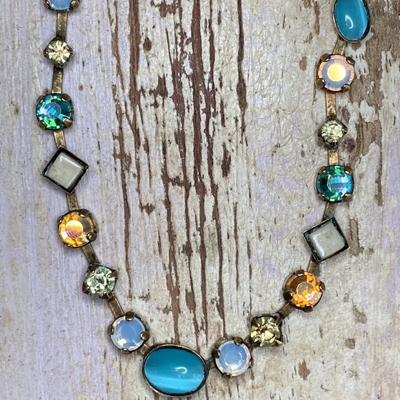 VTG Sorrelli Necklace Turquoise, Gold, Yellow, AB & White Swarovski Crystals - Picture 3 of 9